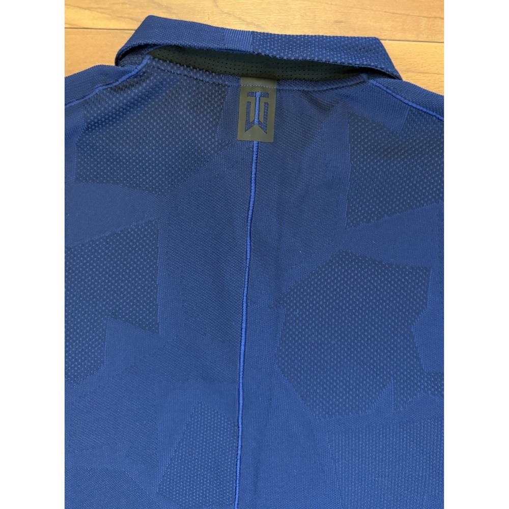 Nike Tiger Woods Polo Shirt University of Illinois Fighting Illini Men's Medium - Picture 7 of 10